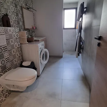 1 Et Parking Prive Apartment *